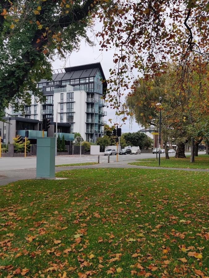 Latimer Loft - Christchurch Holiday Homes Экстерьер фото