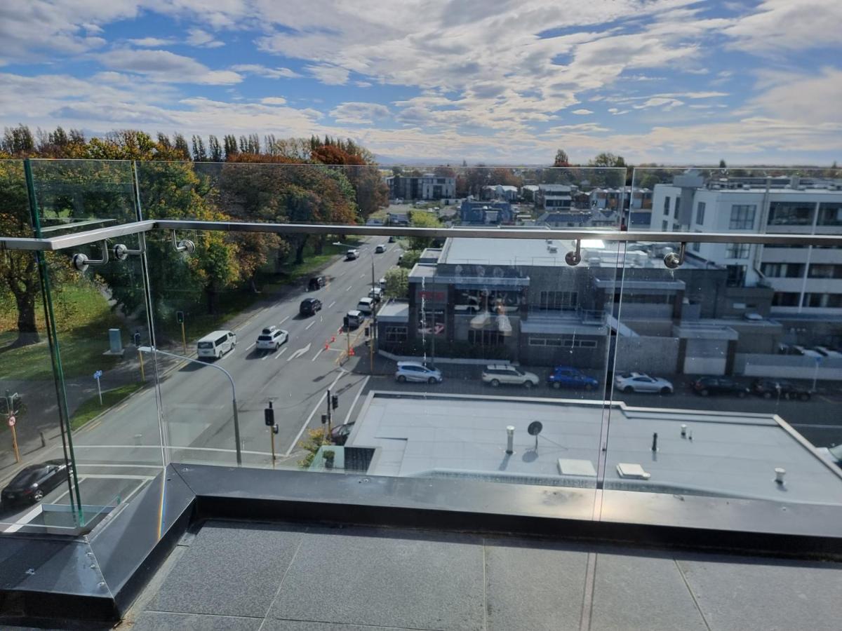 Latimer Loft - Christchurch Holiday Homes Экстерьер фото